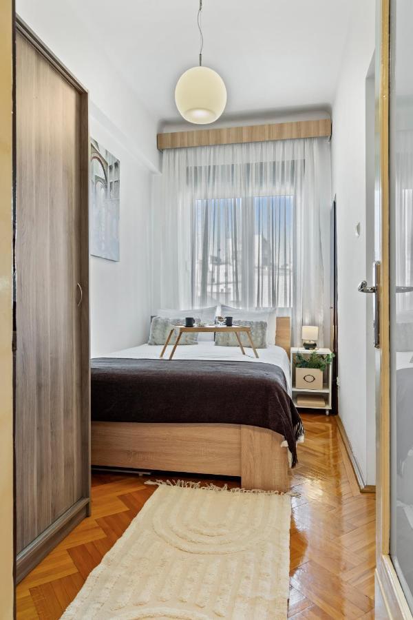 City Vibes Apartment Bukarest Exteriör bild